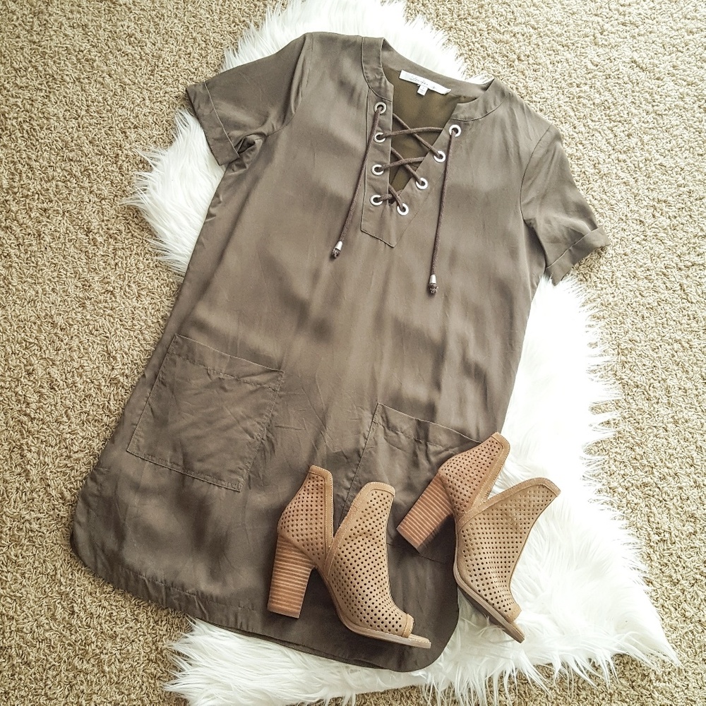 Lovers + Friends Waterfront Lace-up Dress - Picture 2 of 8